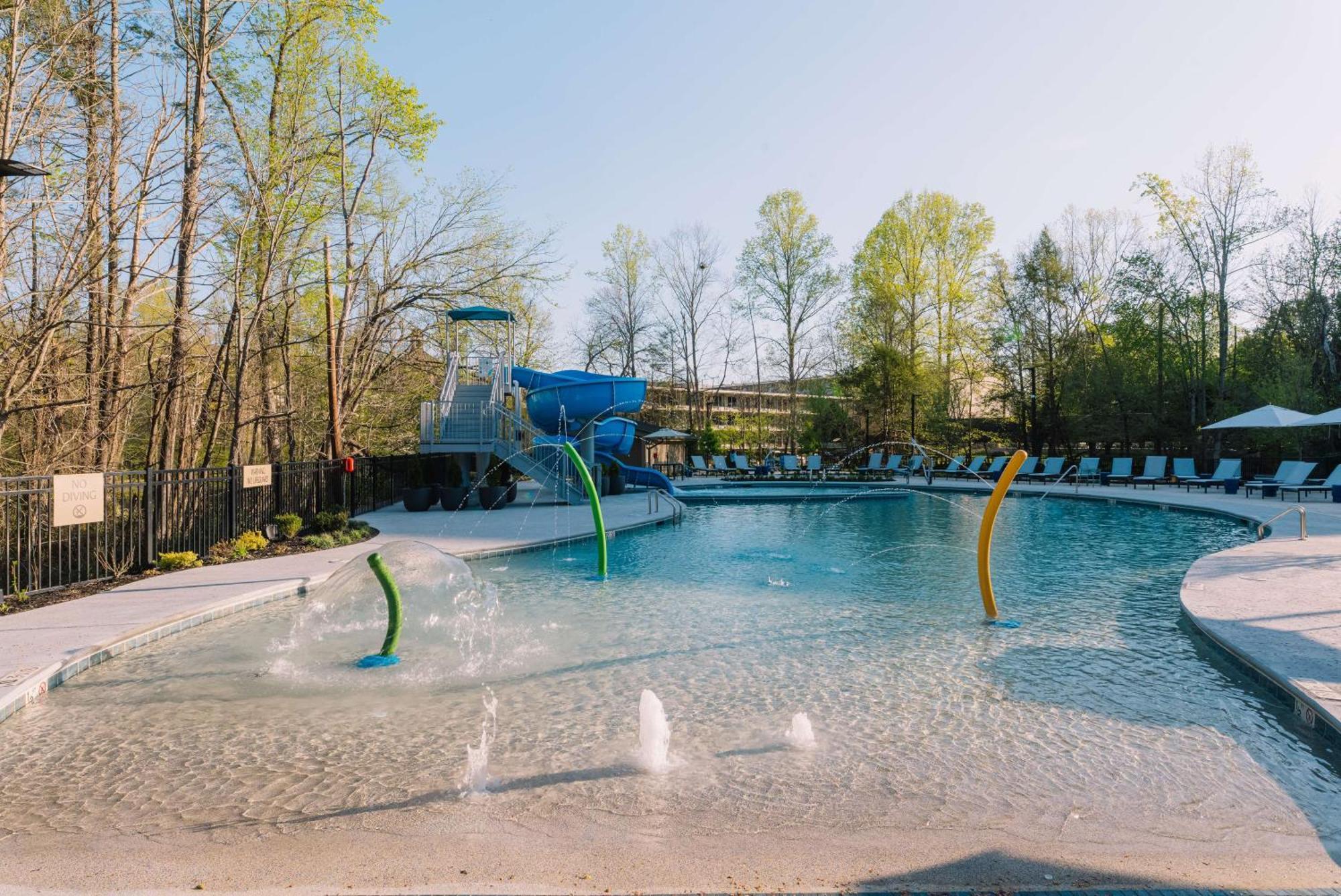 Embassy Suites By Hilton Gatlinburg Resort 外观 照片